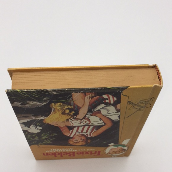 Vintage Trixie Belden and the Marshland Mystery by Kathryn Kenny 1962 Hardcover - Picture 10 of 11
